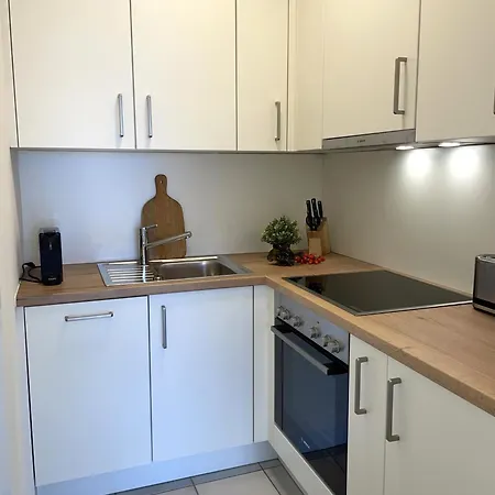 Apartment Azzurro By Fewotessin *