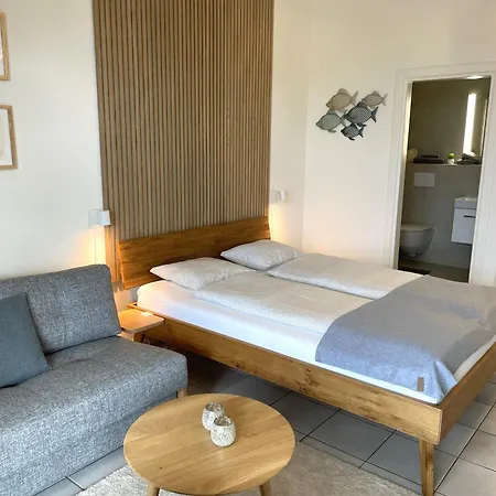 Azzurro By Fewotessin *