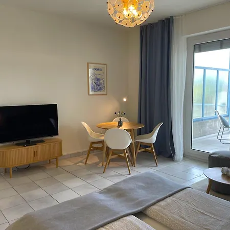 Azzurro By Fewotessin Apartment Minusio