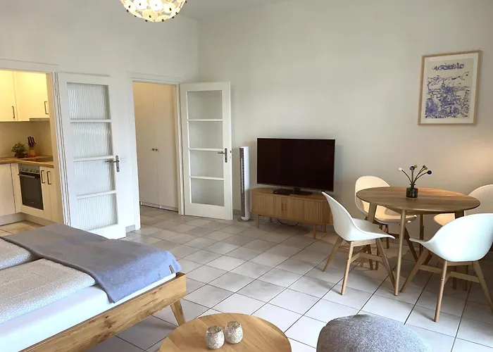 Azzurro By Fewotessin *