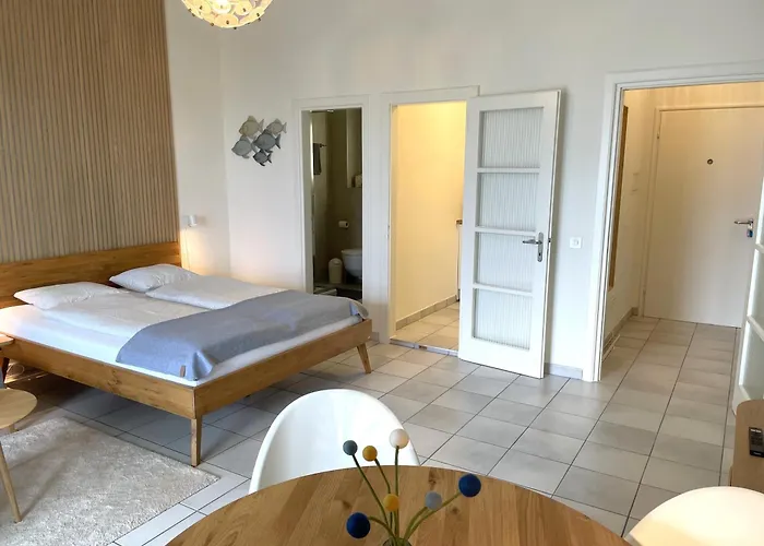 Azzurro By Fewotessin *